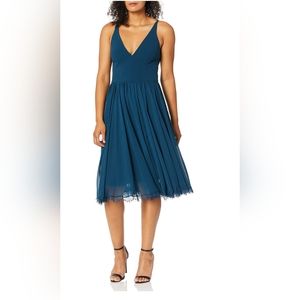 NWT Dress the Population Midi dress